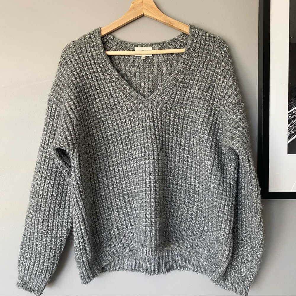 Aritzia Wilfred Chunky Knit Sweater (XS)